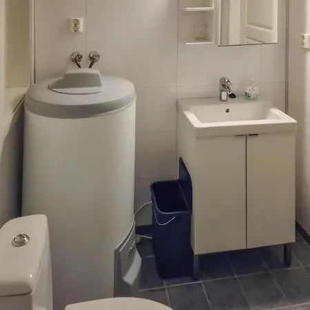 3 Bedroom Pet Friendly In